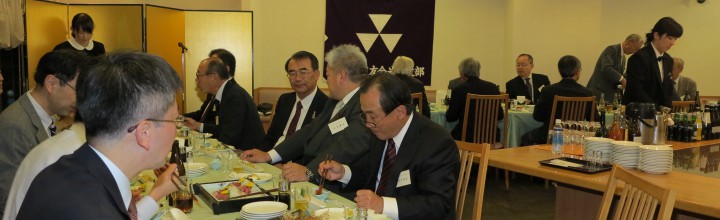 平成27年度 同志社校友会岩手支部総会・懇親会の報告 平成27年度 同志社校友会岩手支部総会・懇親会の報告